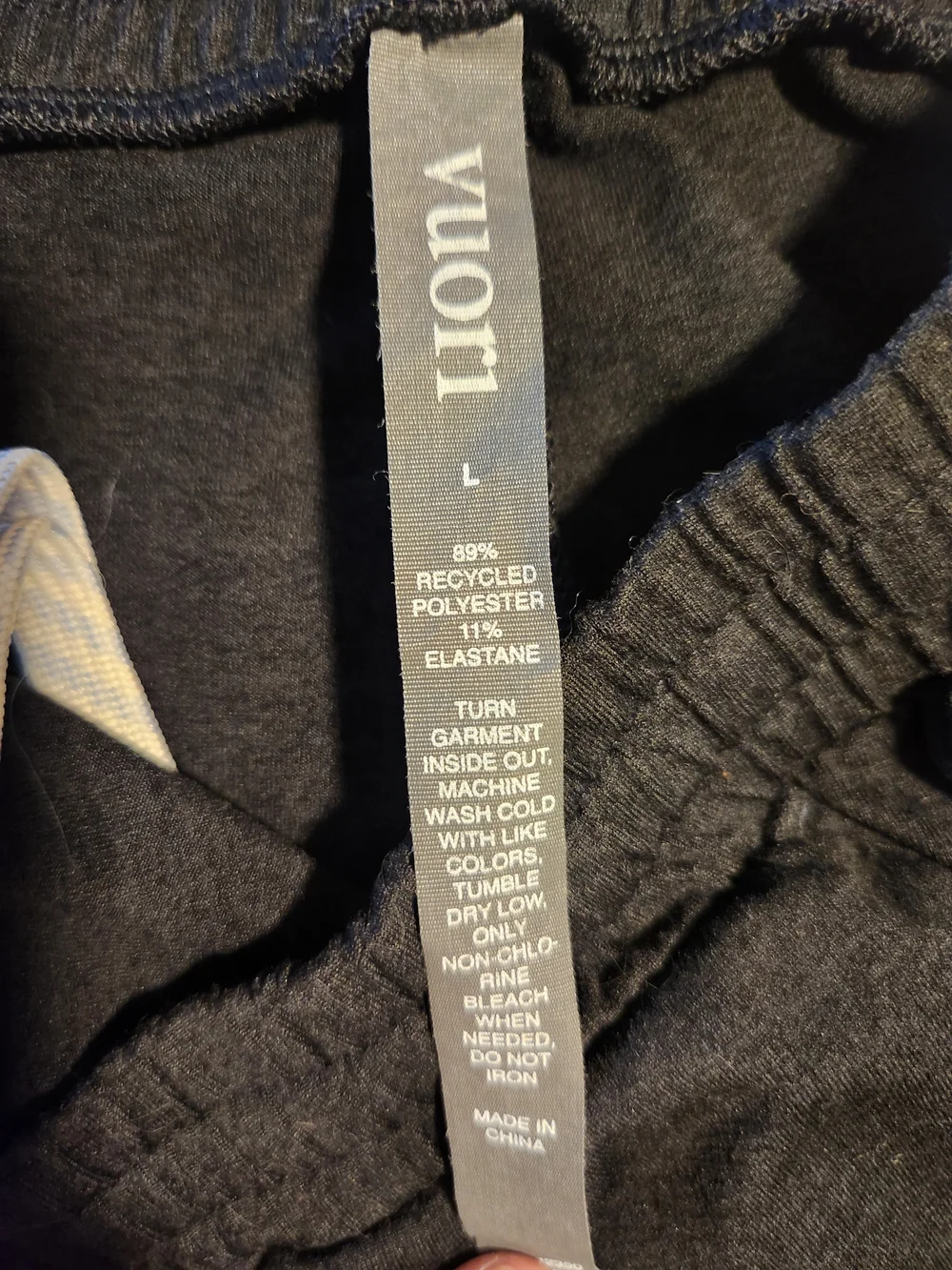 Vuori Women's Boyfriend Cargo Jogger - Picture 1 of 3